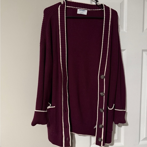 Old Navy Women's Burgundy Cardigan Sweater - Picture 2 of 3